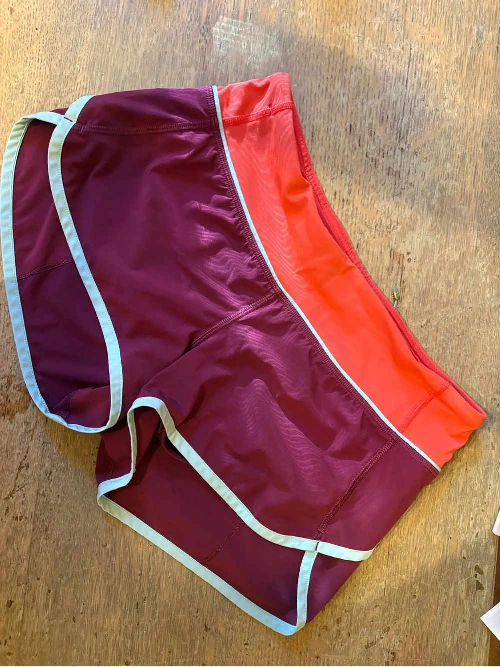 Lululemon Run: Speed Short - dashing purple/alarming/tranquil blue